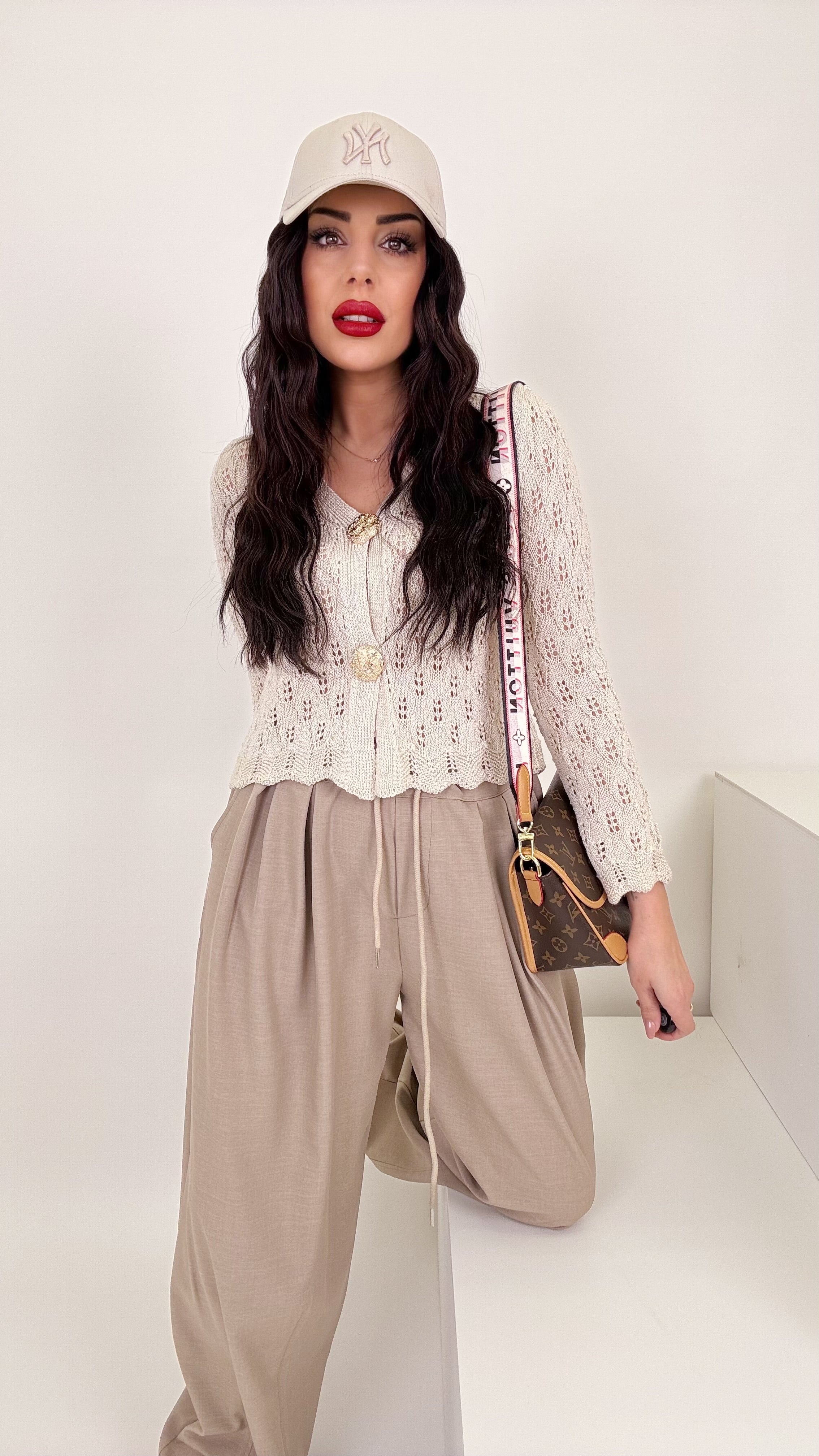 Pantaloni low cost