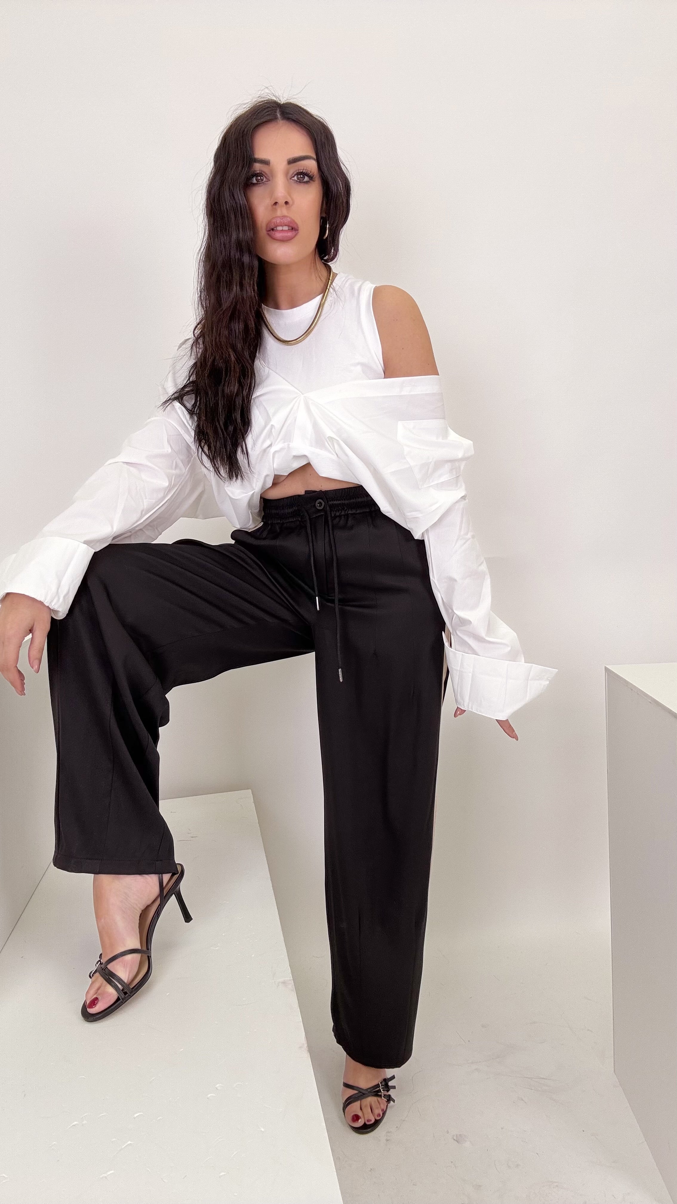 Camicia canotta integrata bianca