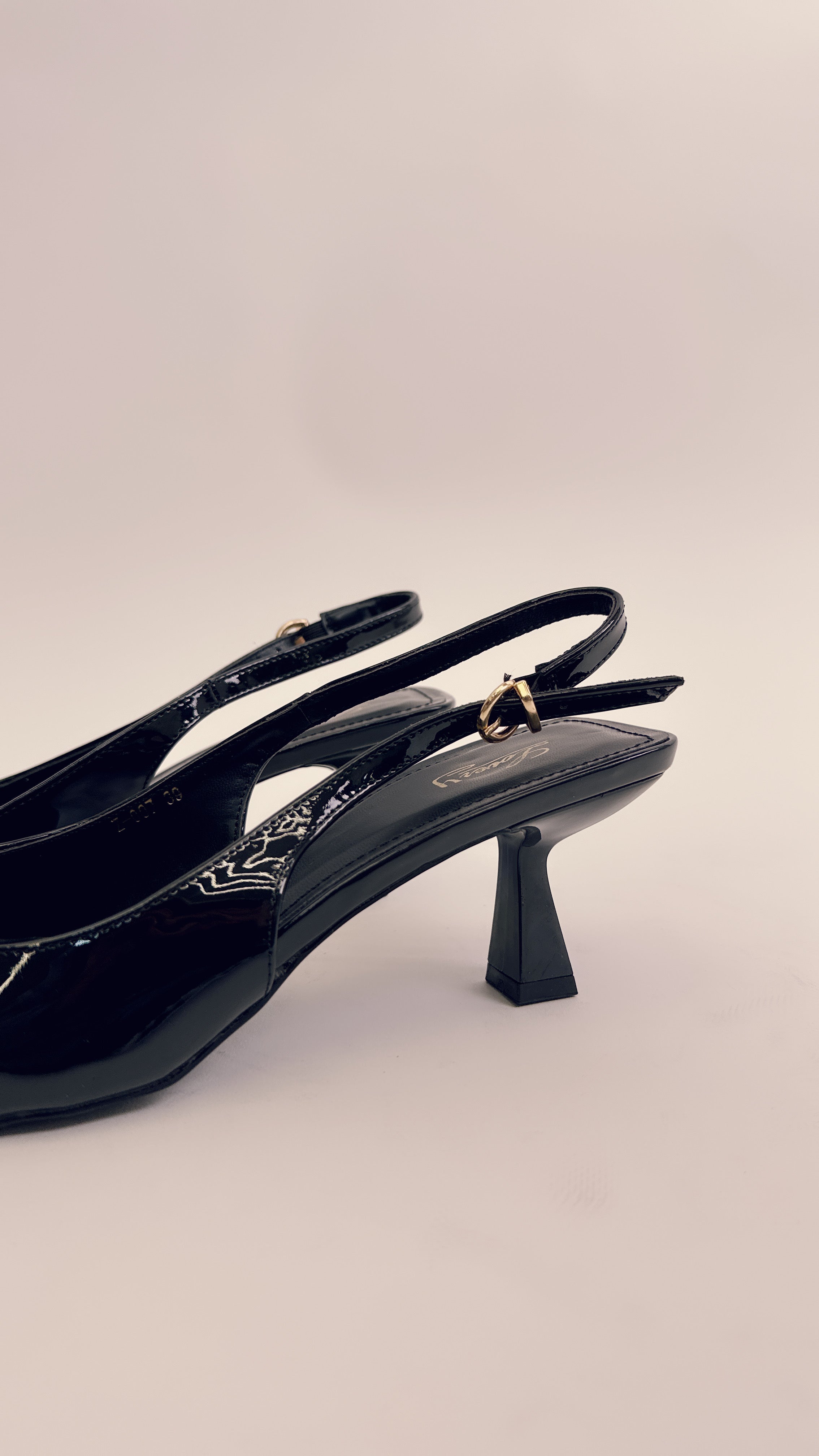Slingback in vernice black 007