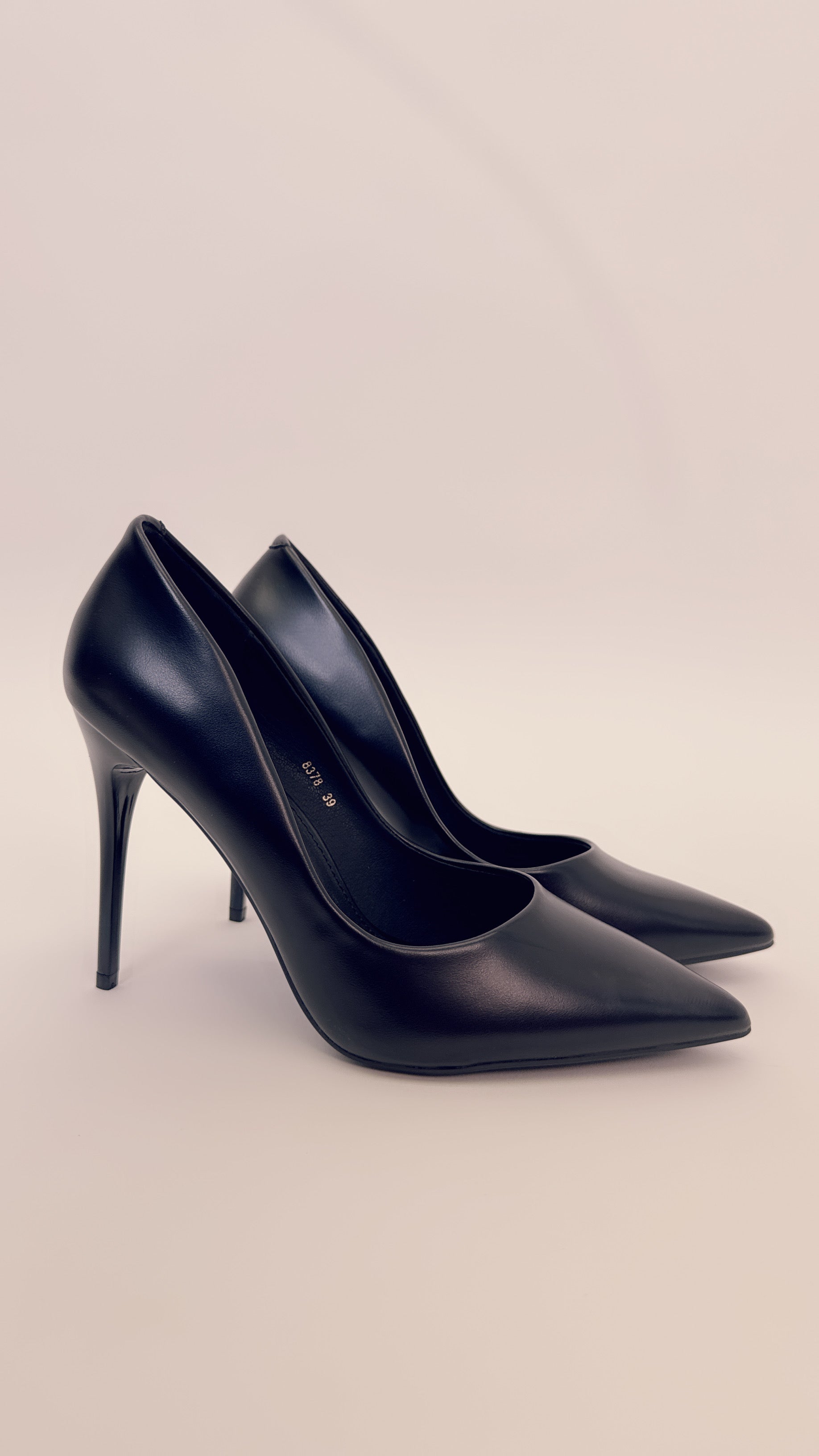 Decoltè matt nero 8378