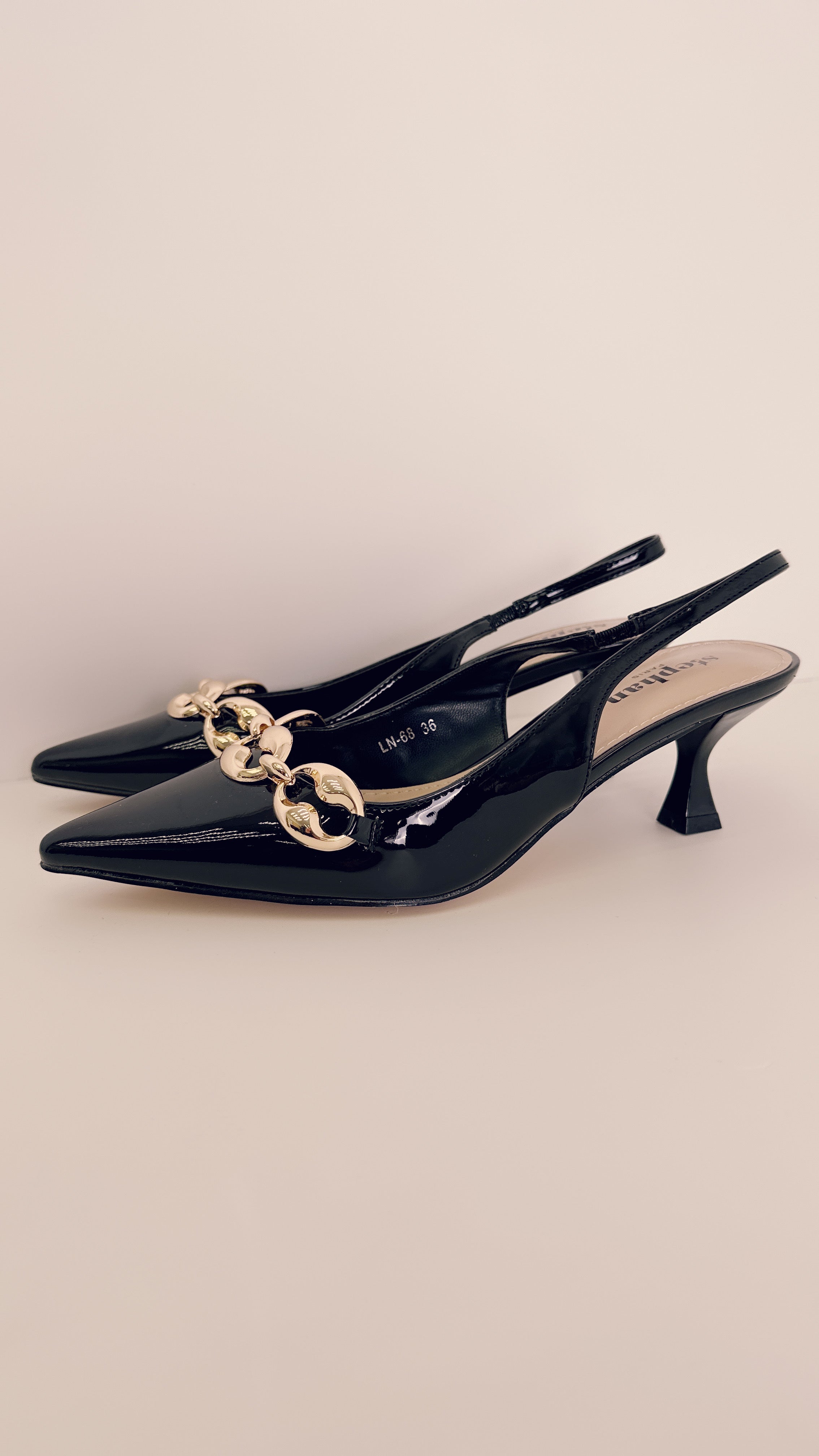 Slingback vernice nera