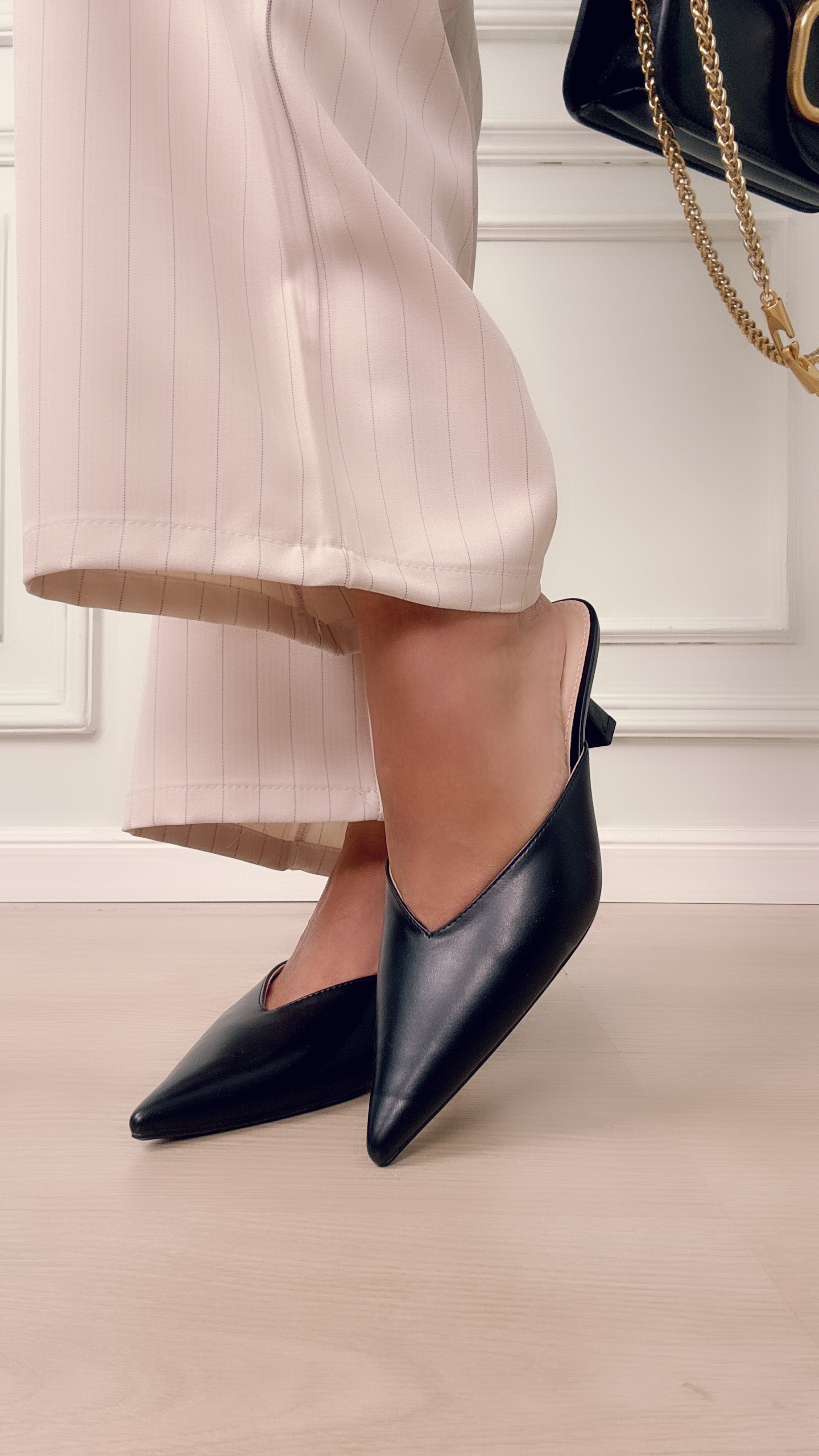 Mules black 113