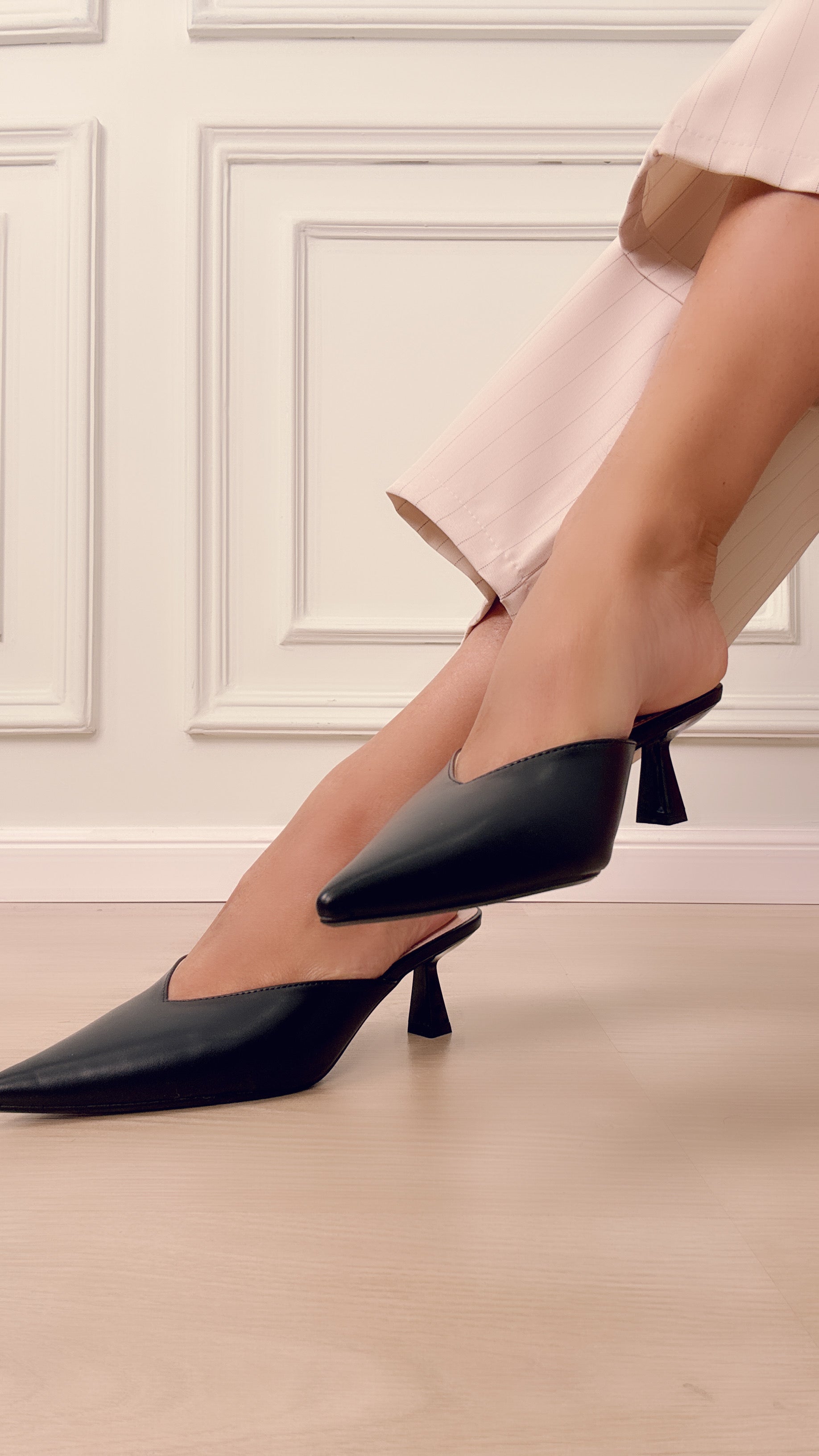 Mules black 113