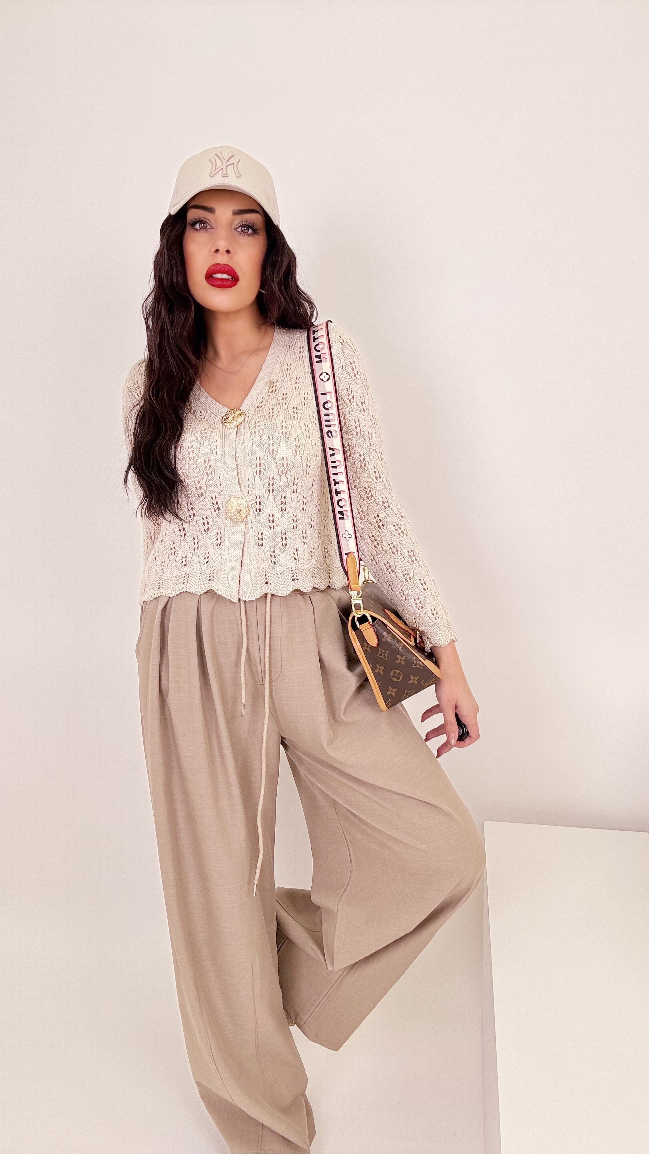 Pantaloni low cost