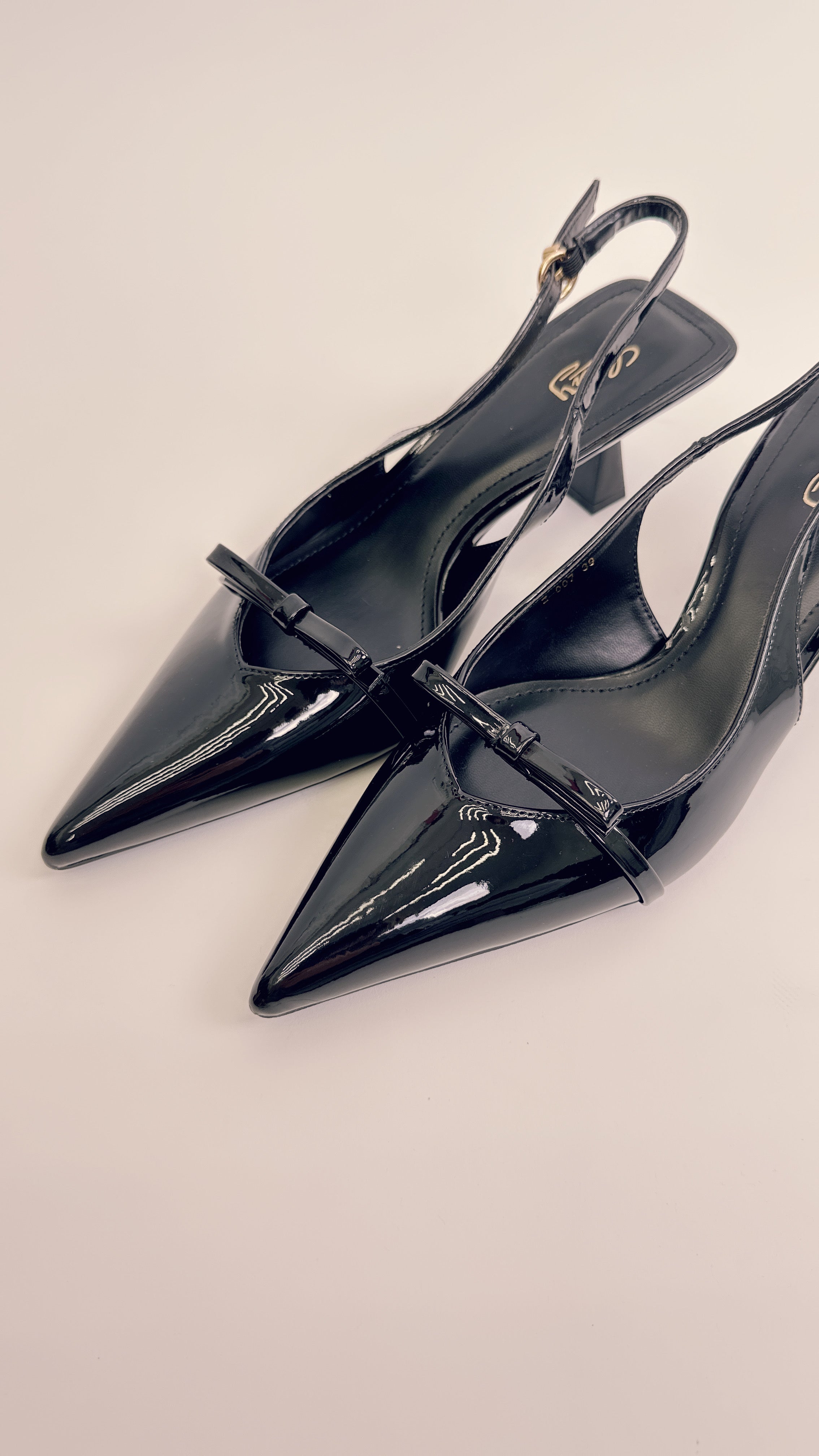 Slingback in vernice black 007