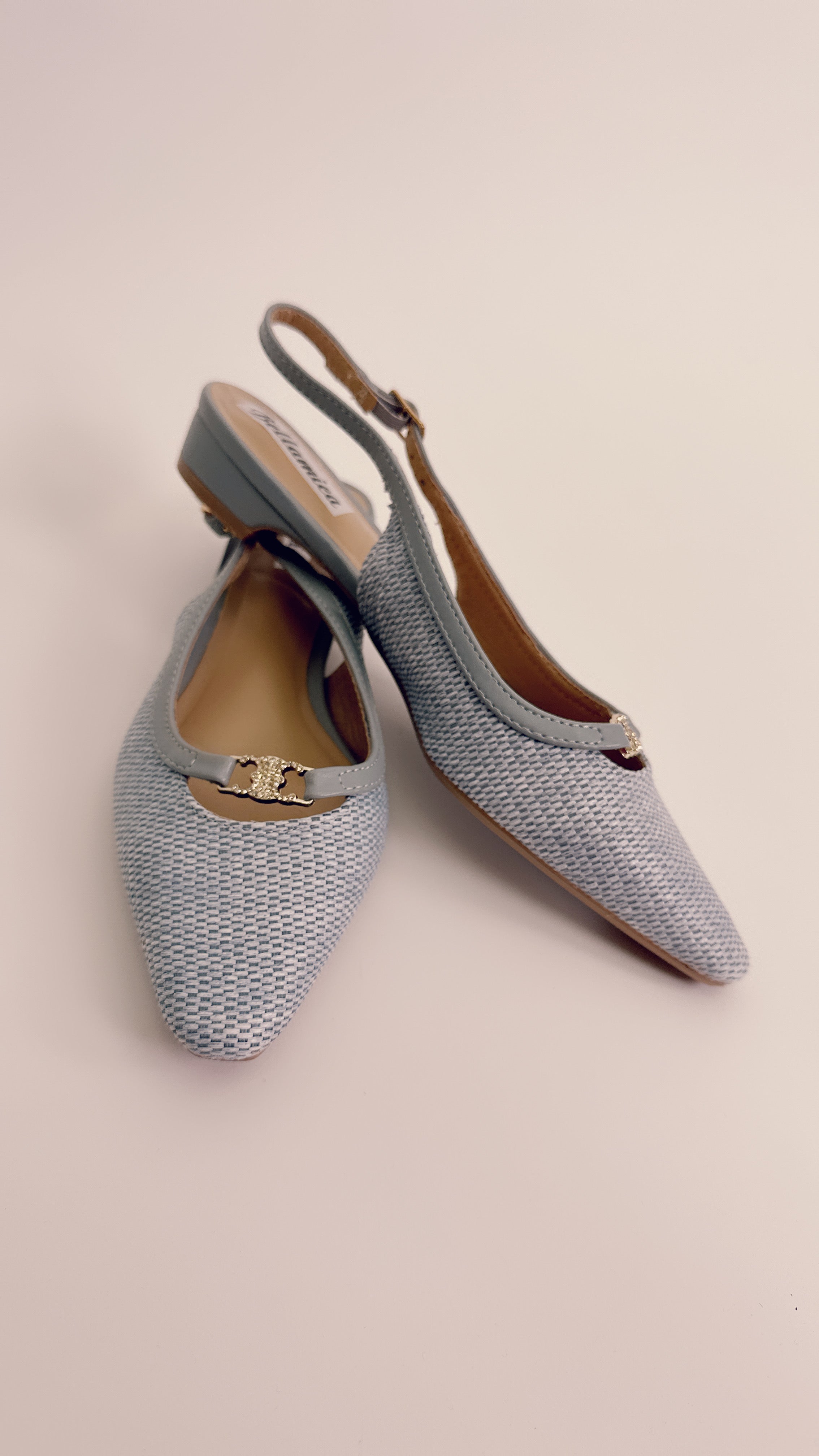 Ballerina in rafia azzurra
