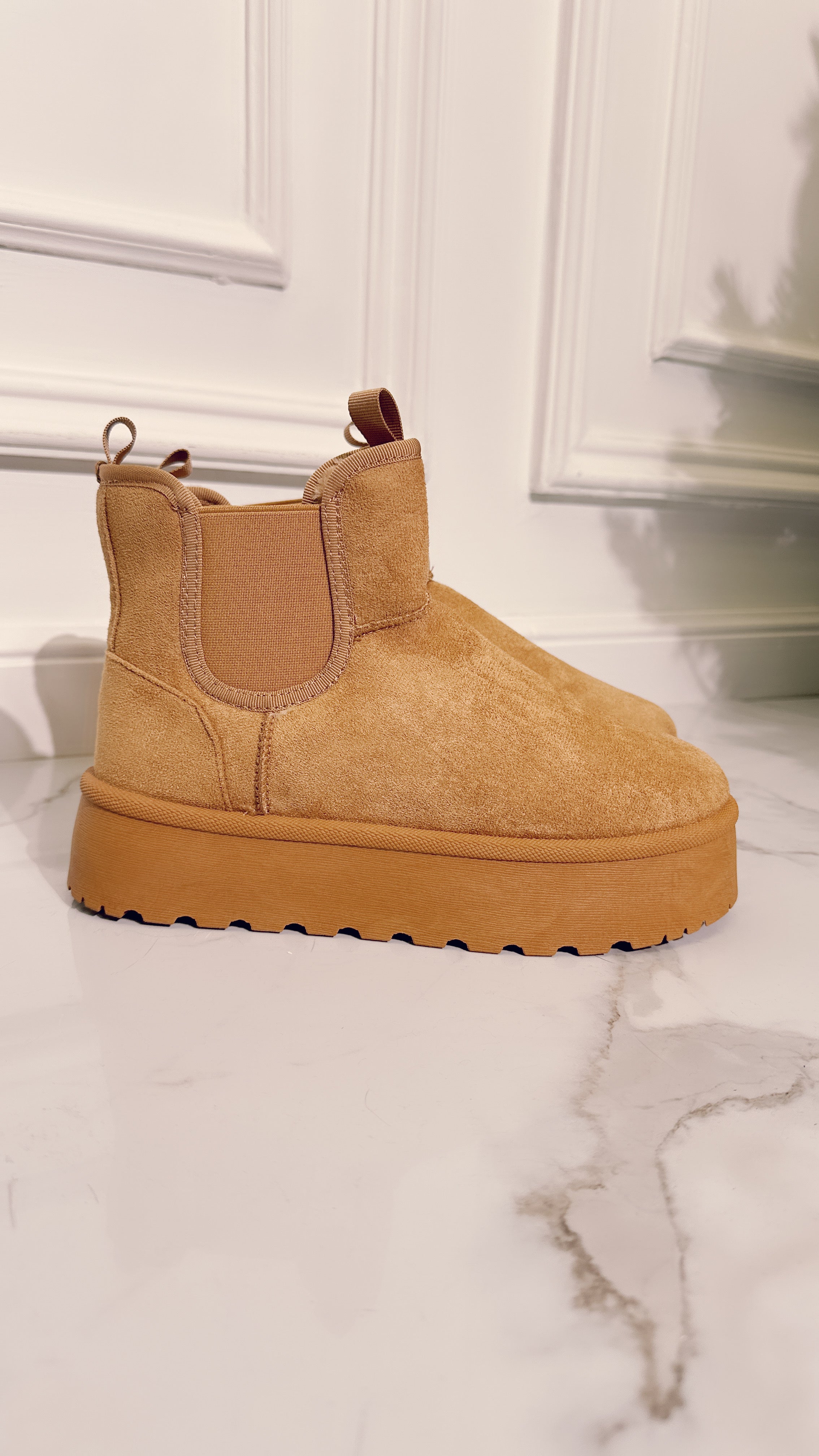 Stivaletto con pelliccia Camel 665