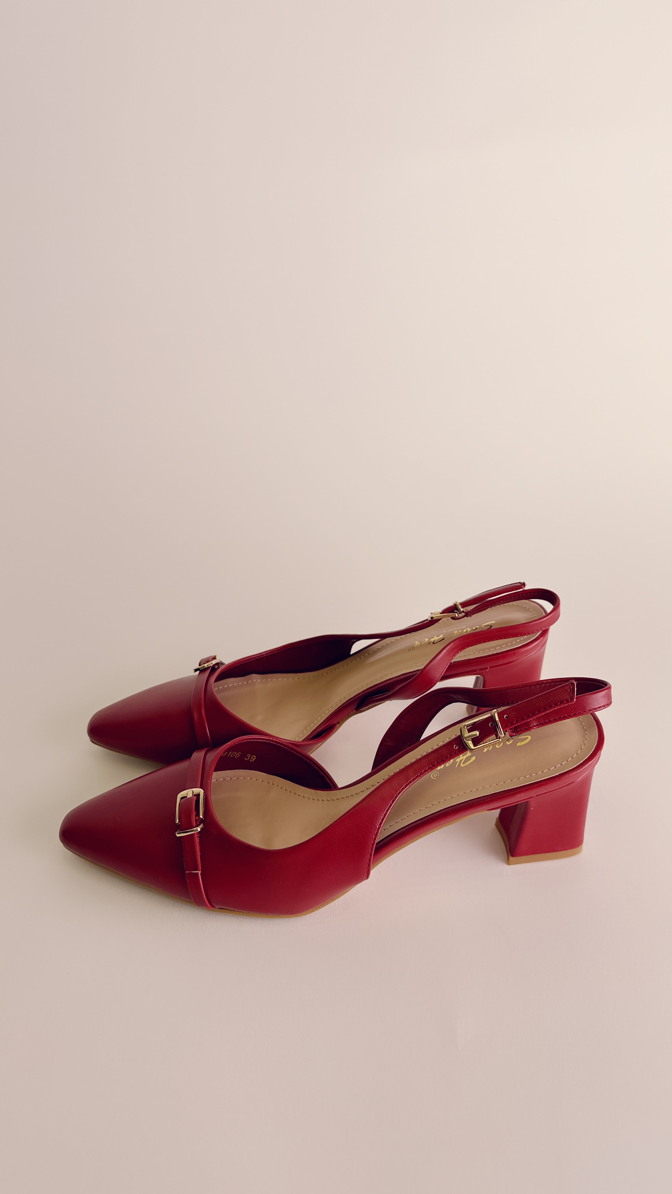 Slingback red m106