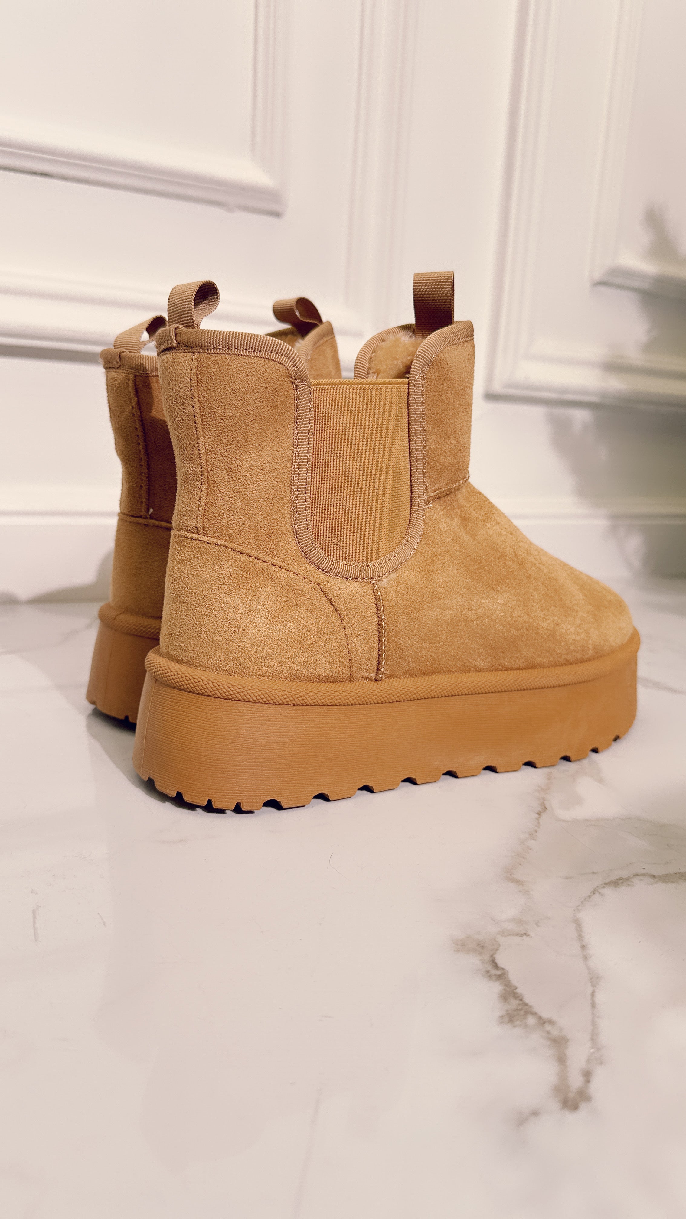 Stivaletto con pelliccia Camel 665