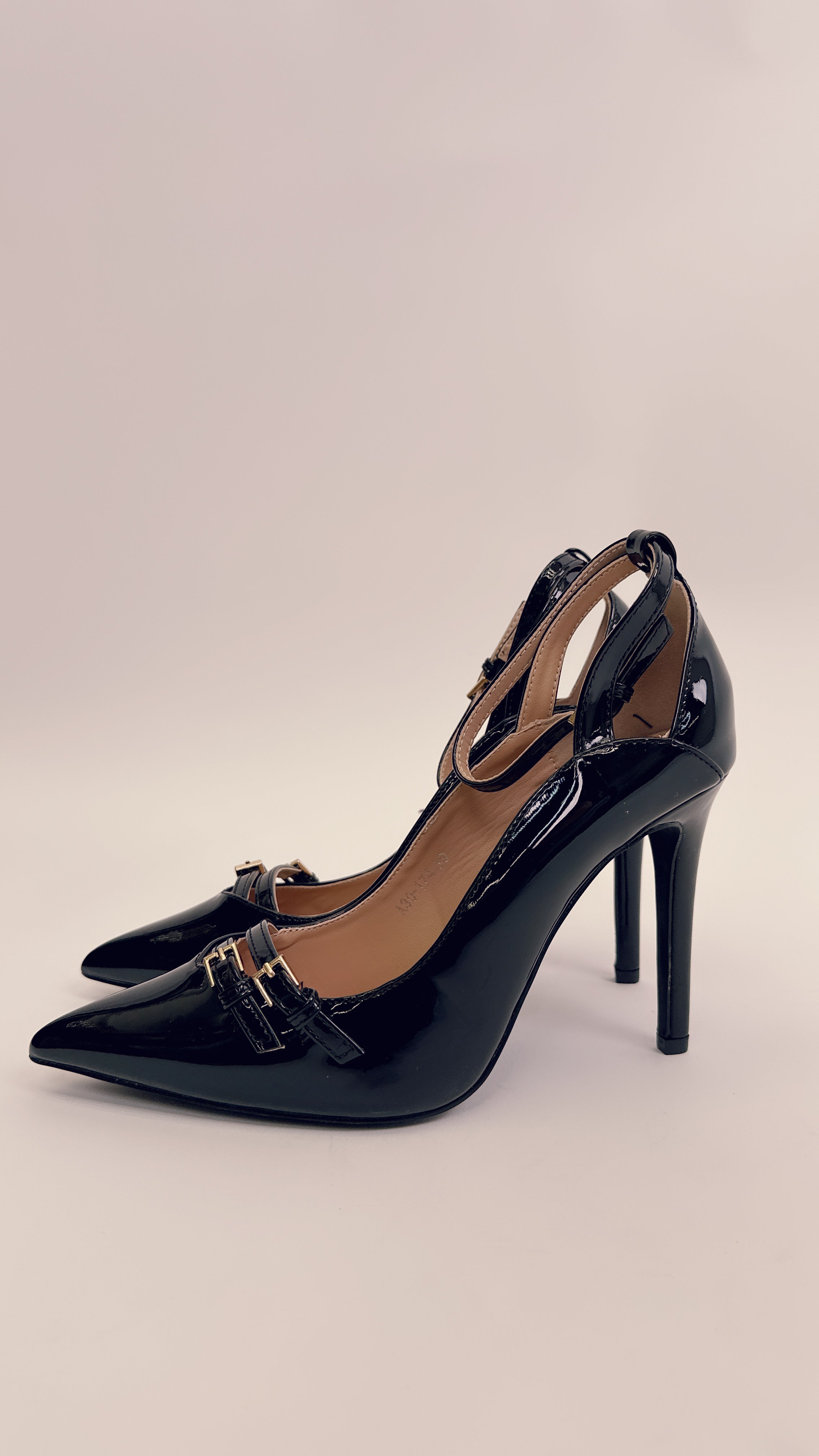 Decoltè in vernice black 174