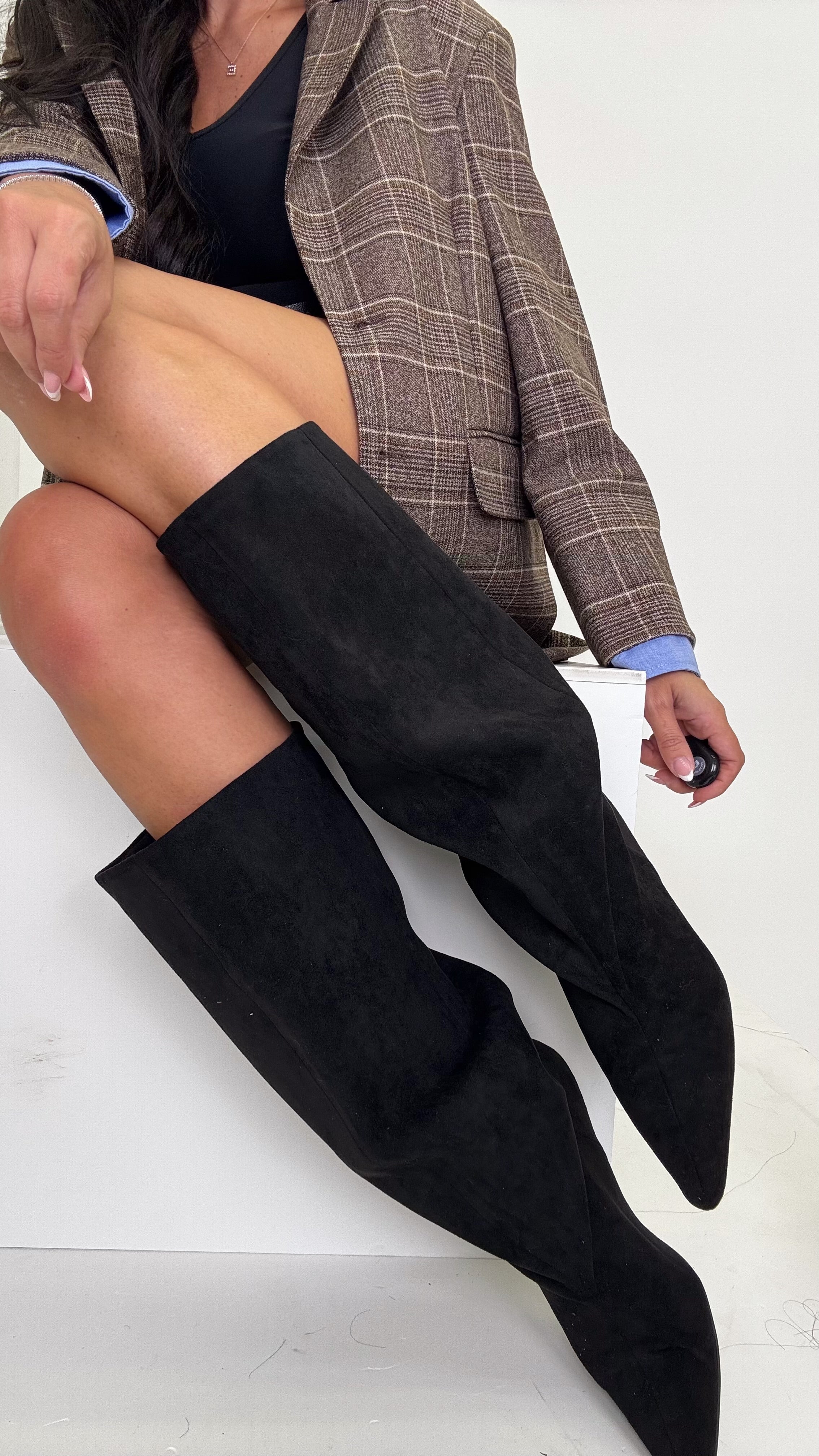 Stivale in camoscio nero