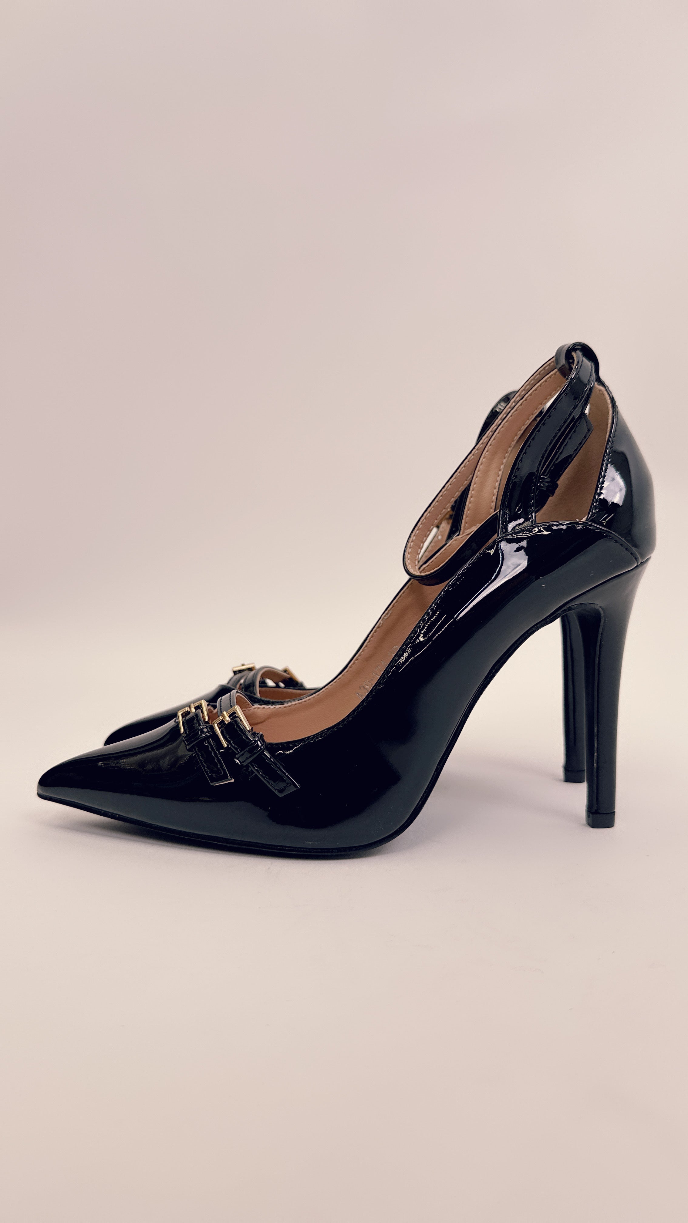 Decoltè in vernice black 174