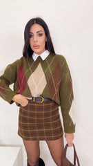 Pull in lana Green