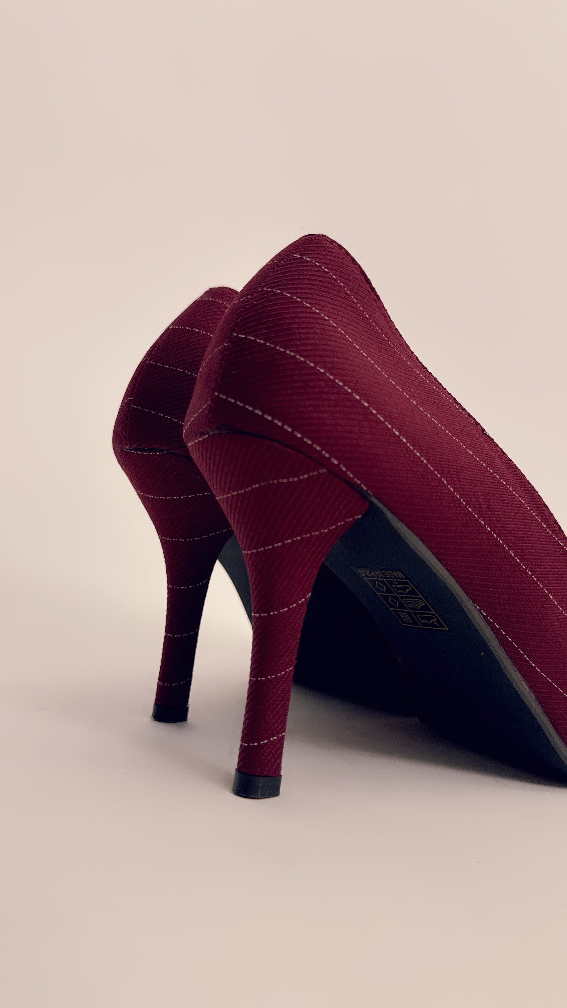 Decoltè gessato bordeaux