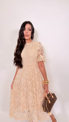 Abito lungo in pizzo