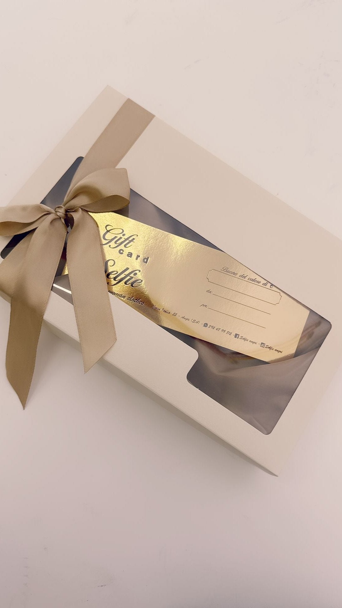 Gift Box Fisica by Selfie Shop